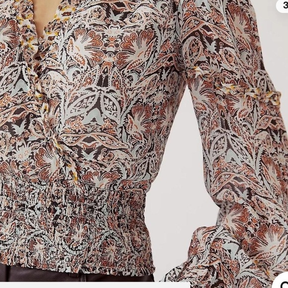 Anthropologie printer ruffle cinch bottom blouse size L - Picture 2 of 6